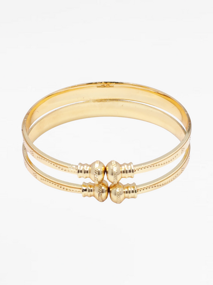 Gold Tone Engraved Detail Bangle Bracelet Set