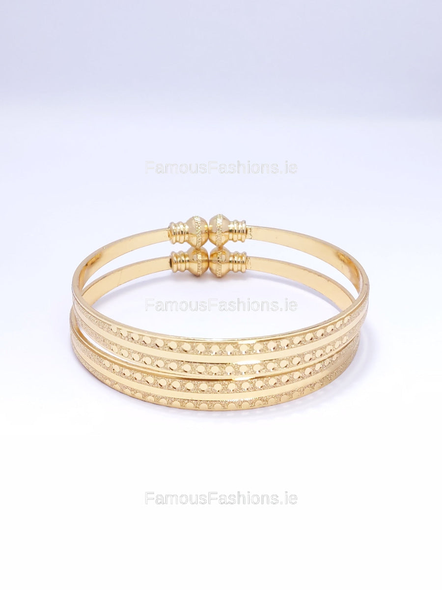 Gold Tone Pattern Detail Bangle Bracelet Set