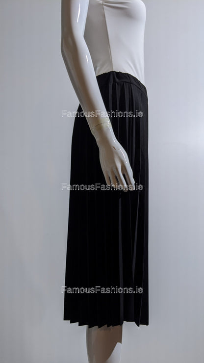 Black Pleated Knee Length Skirt